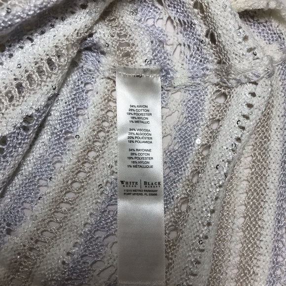 WHBM Short Sleeve Stitchy V-Neck Pullover - Picture 11 of 12